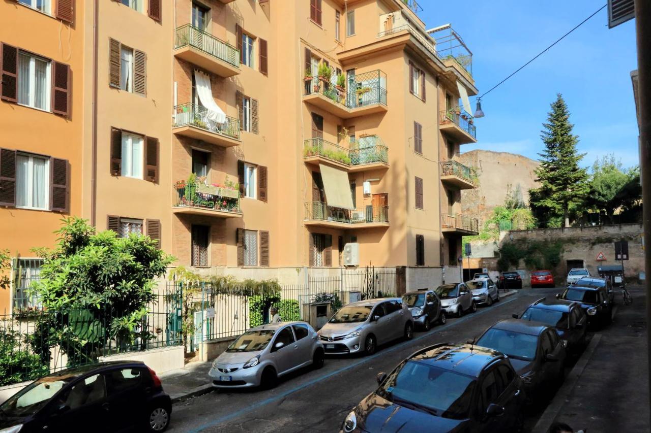 Restart Accommodations Aldobrandini E Sciarra Róma Kültér fotó